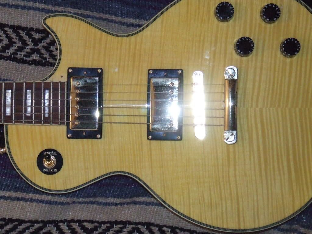 guitars019.jpg