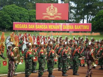 marching3