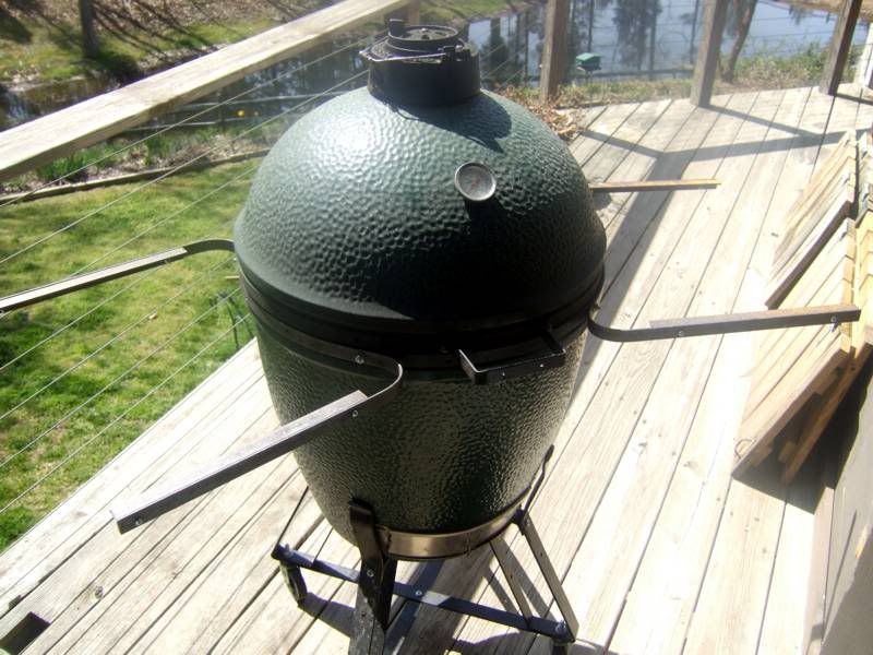 how do shelves attach — Big Green Egg Forum