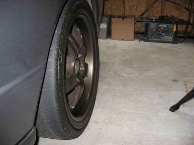 http://i49.photobucket.com/albums/f276/sclewlow/rims/IMG_2314.jpg