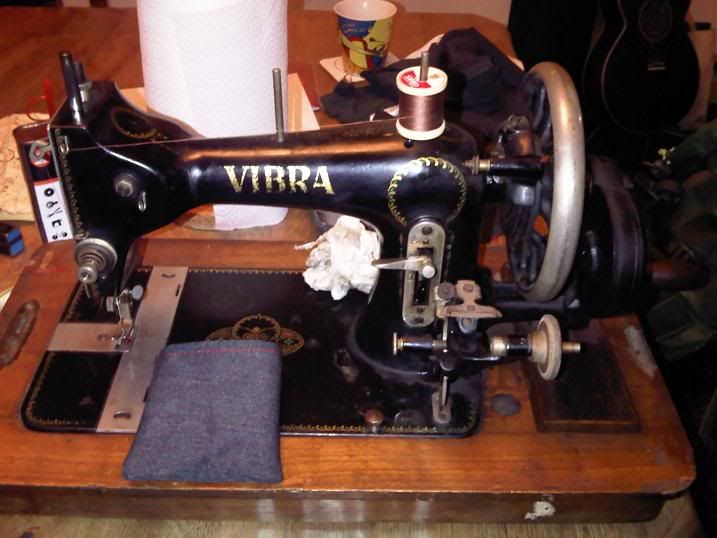 sewingmachine1.jpg