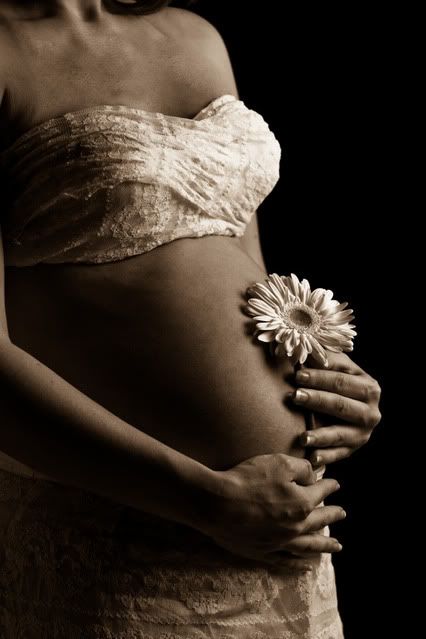 IMAGE: http://i49.photobucket.com/albums/f278/jasonszion/lisa/IMG_3193-Edit-1.jpg