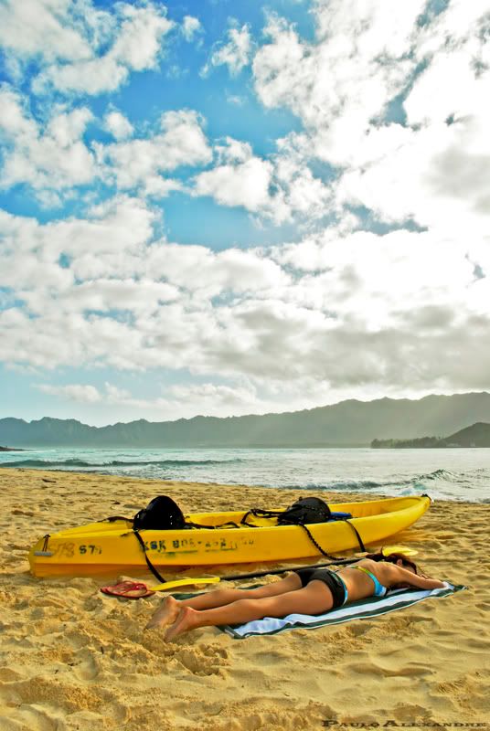 http://i49.photobucket.com/albums/f283/mrpaulo77/Hawaii%2009/Jenkayak.jpg