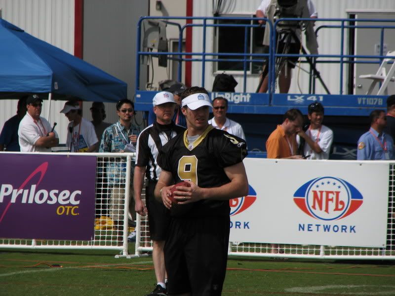 http://i49.photobucket.com/albums/f283/mrpaulo77/ProBowl%20Weekend/probowl014.jpg