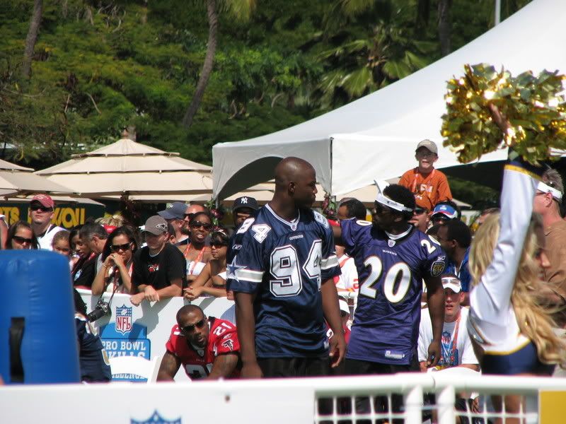 http://i49.photobucket.com/albums/f283/mrpaulo77/ProBowl%20Weekend/probowl023.jpg