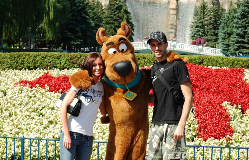 http://i49.photobucket.com/albums/f283/mrpaulo77/Toronto%20and%20Wonderland/Scoobydoo.jpg