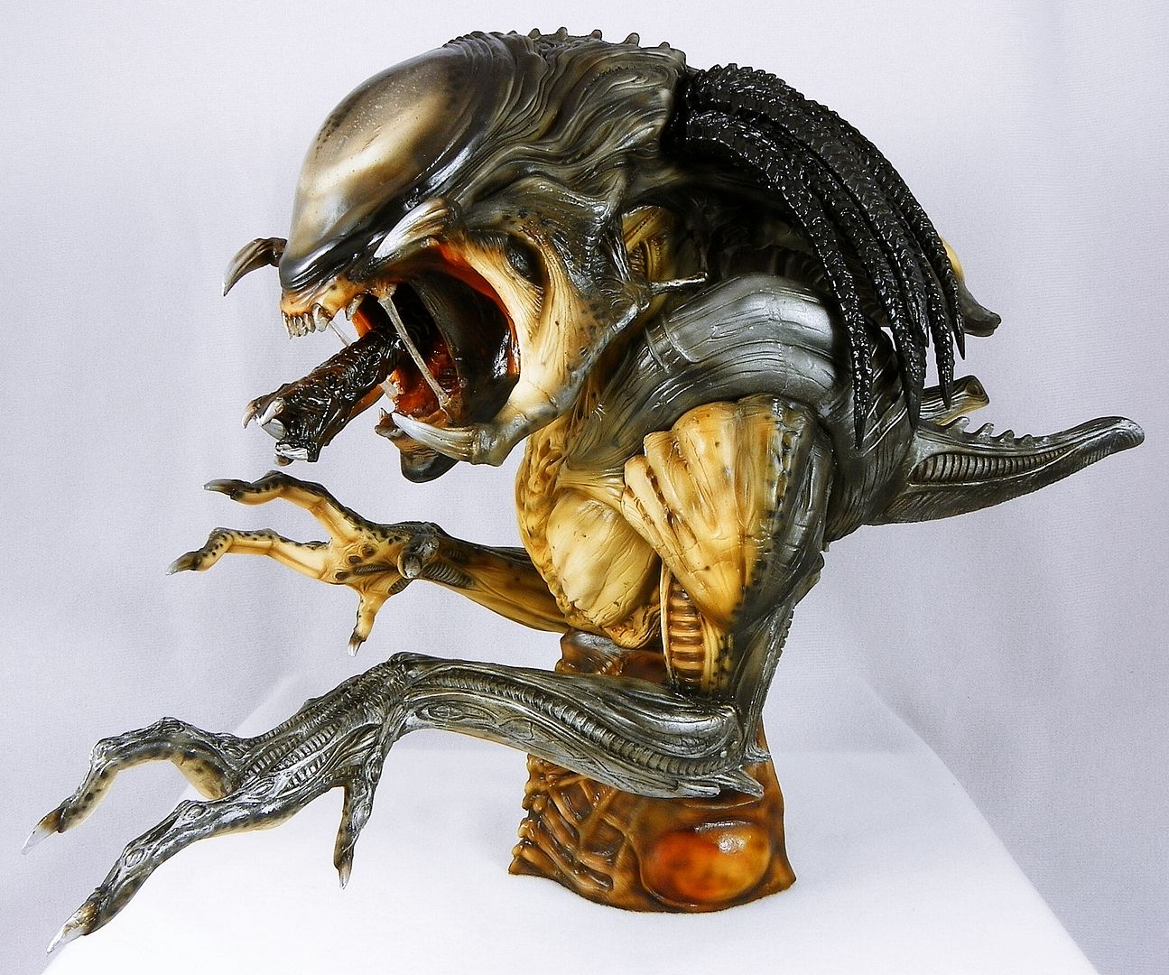 predalien plush