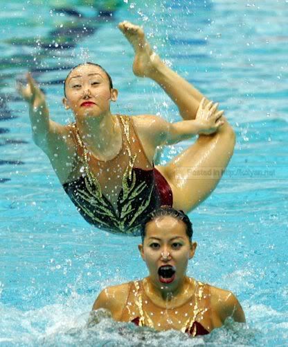Synchronized_Swimming_003.jpg