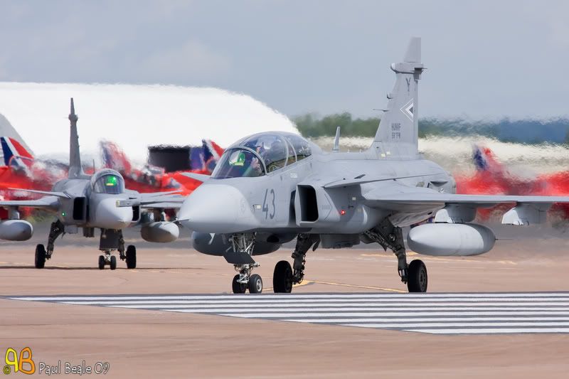 IMAGE: http://i49.photobucket.com/albums/f293/bealieuk/IMG_8434.jpg