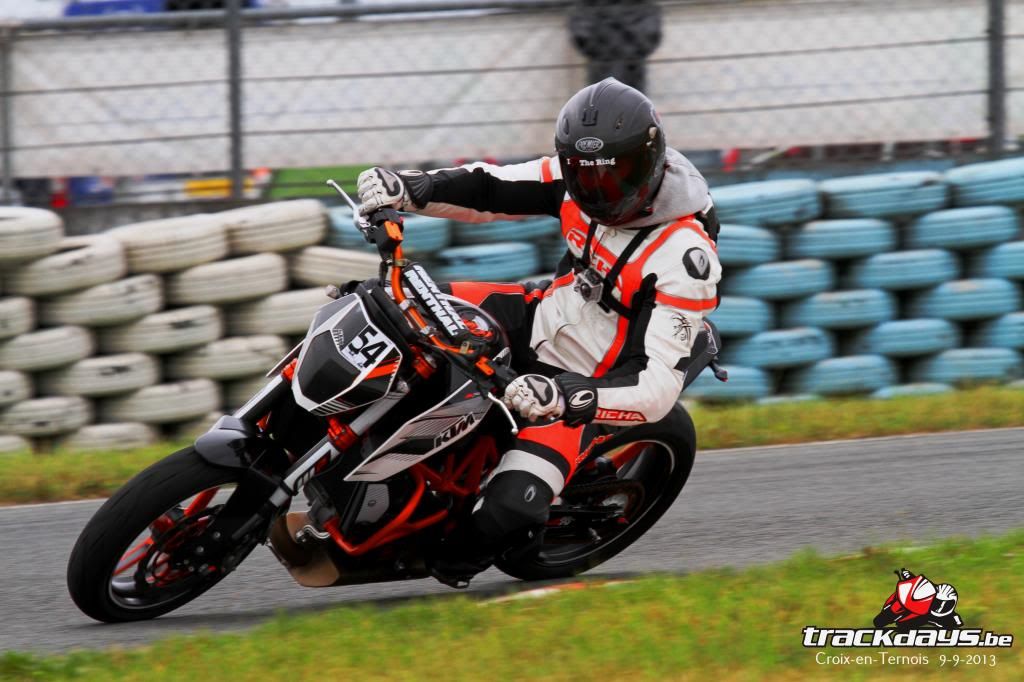 http://i49.photobucket.com/albums/f294/Quaddriver2/Supermotard%20KTM%202012/IMG_7983_zpsfefec007.jpg http://i49.photobucket.com/albums/f294/Quaddriver2/Supermotard%20KTM%202012/IMG_7983_zpsfefec007.jpg