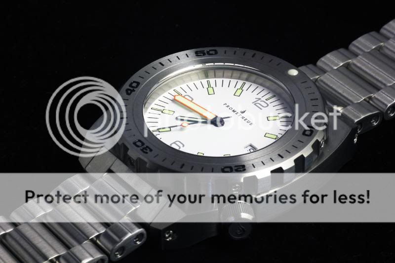 Prometheus Manta Ray Swiss Made Men's Diver Watch in Photos ...