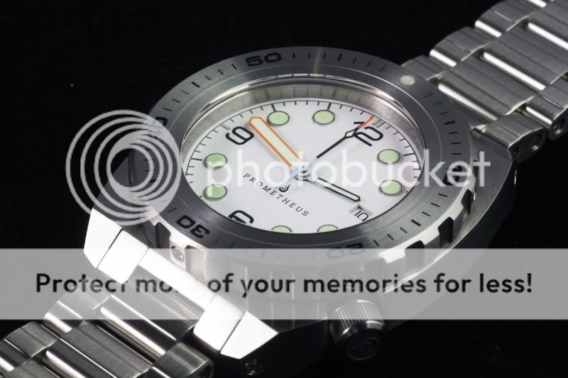 Prometheus Manta Ray Swiss Made Men's Diver Watch in Photos ...