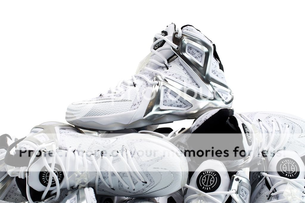  photo a-closer-look-at-the-pigalle-x-nike-lebron-12-elite-1_zpspbabslch.jpg