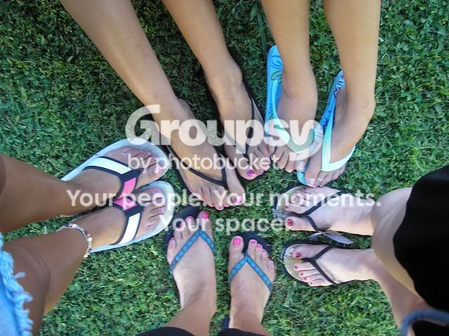 girlsfeet.jpg