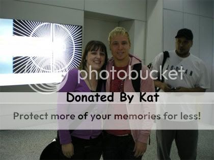 http://i49.photobucket.com/albums/f294/Beautiful_Woman2008/exclusive/kat.jpg